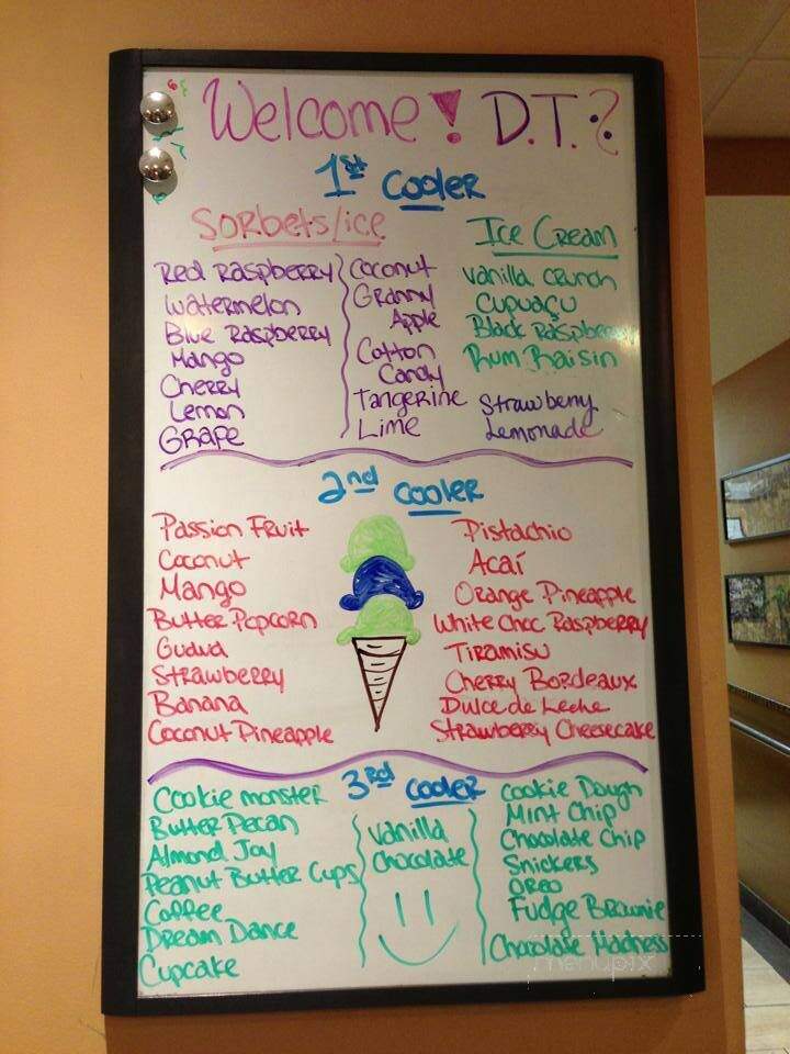 Double Twister Ice Cream Shop - Danbury, CT